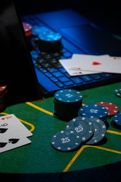 elangwin mobile app interface showing live-dealer table selection